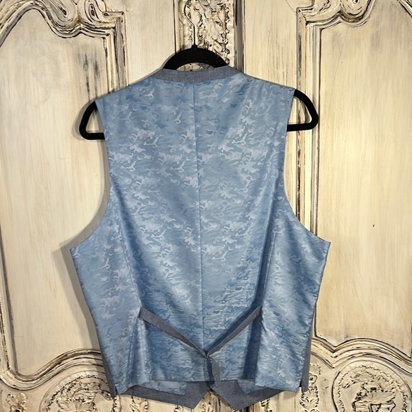 Men’s Joseph Abboud Joe 100% Linen Soft Blue Vest - Picture 6 of 7